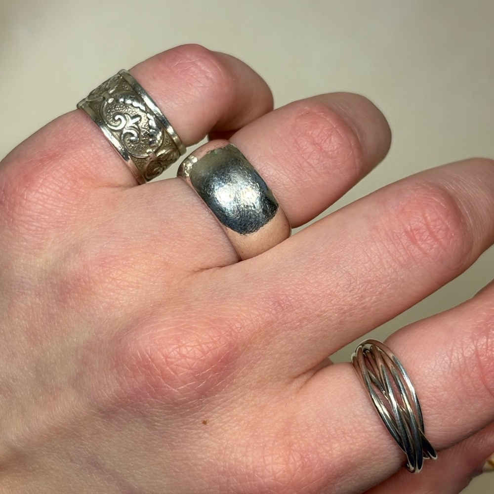Sterling Silver Thick Heavy Cigar Band Ring - Picture 6 of 8